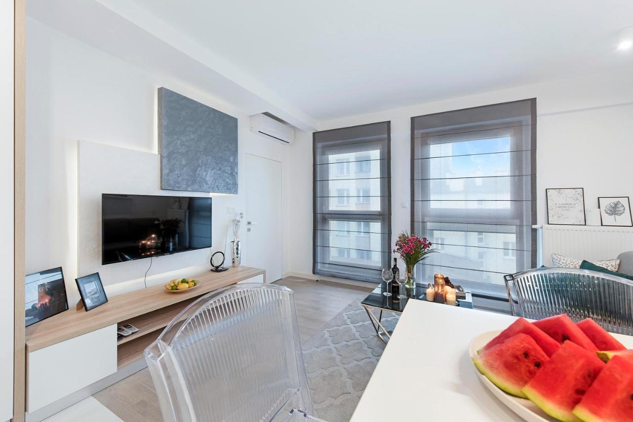 Plac Bankowy Serviced Apartments Varsovia Exterior foto